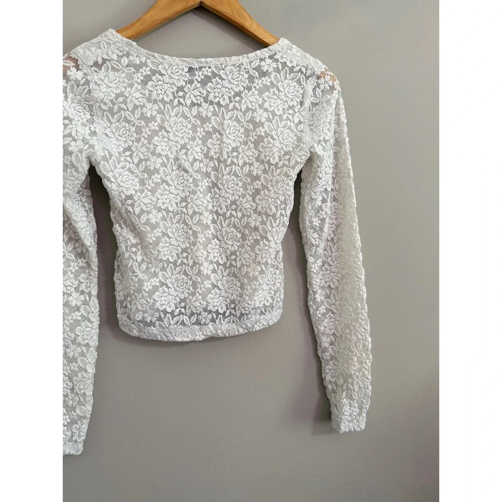 Abercrombie Fitch White Lace Long Sleeve Crop Top XS Floral‎ Sheer